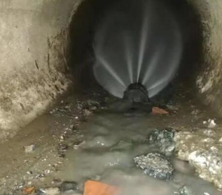 巴里坤市政管道清淤